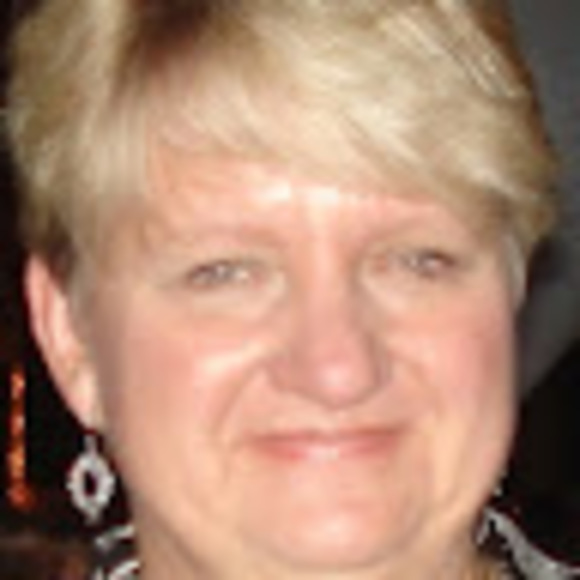 Meet your Posher, Eva - Picture 1 of 1